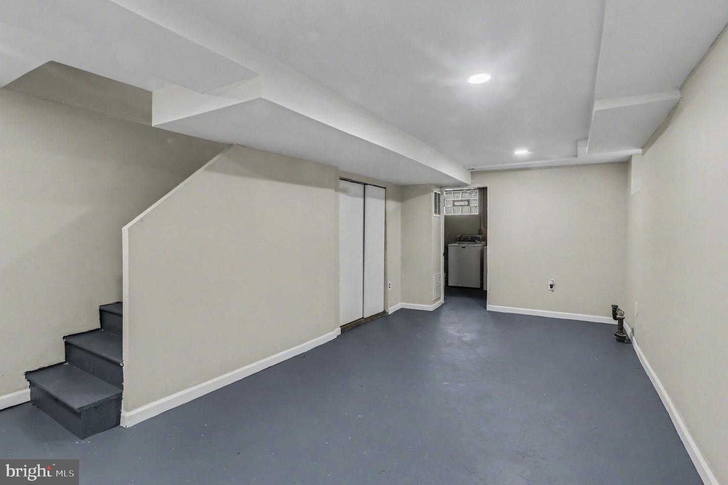 5532 Nome Ave Property Photo 19