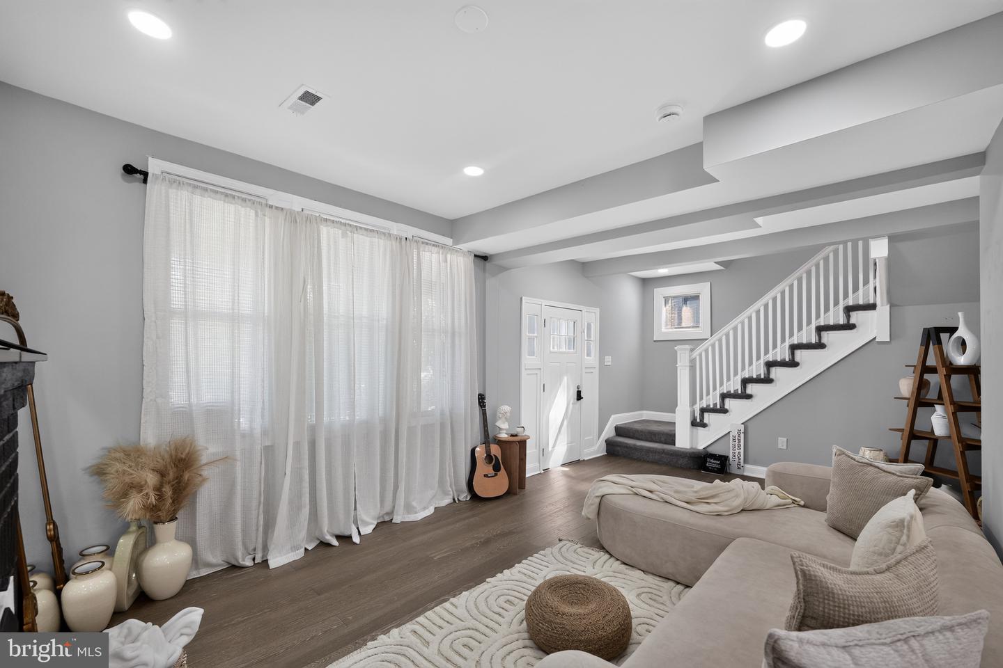 2923 Silver Hill Property Photo 4
