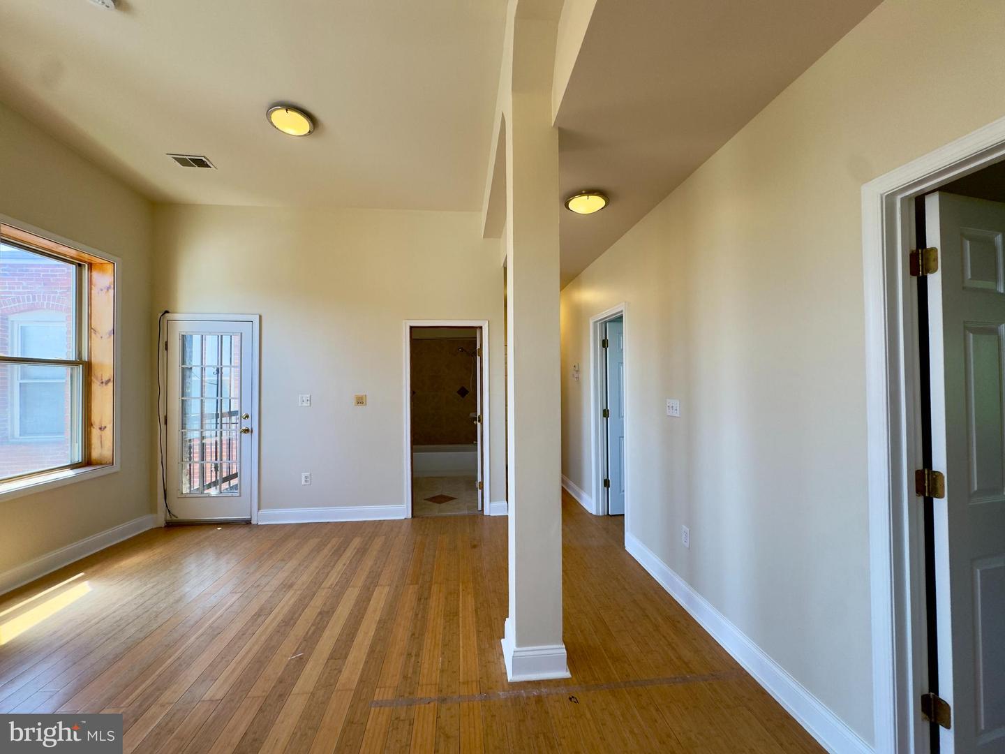 2401 Brookfield Ave #d6 Property Photo 8