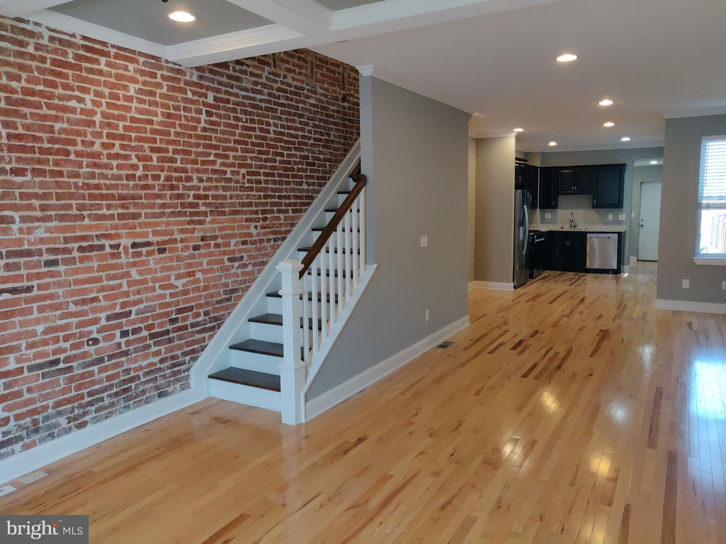 103 Highland Ave Property Photo 12