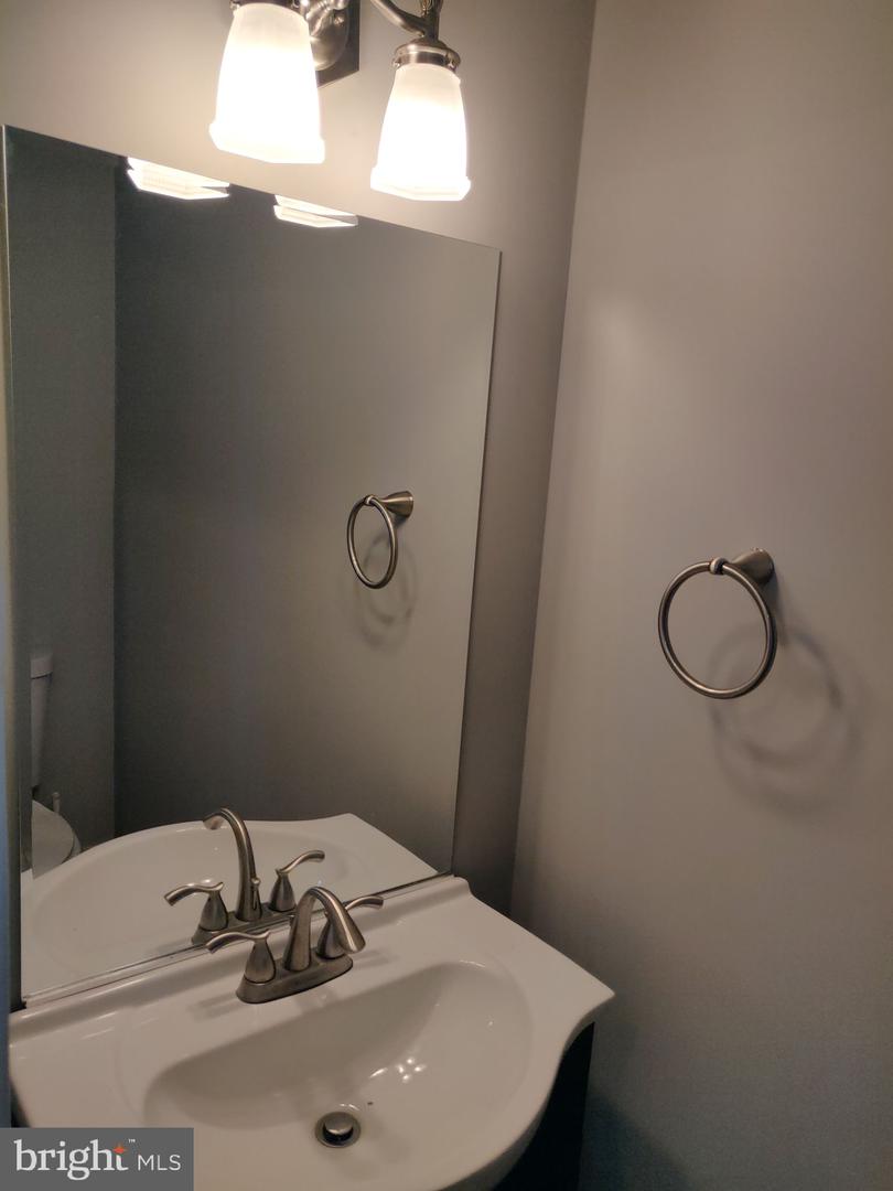 103 Highland Ave Property Photo 13