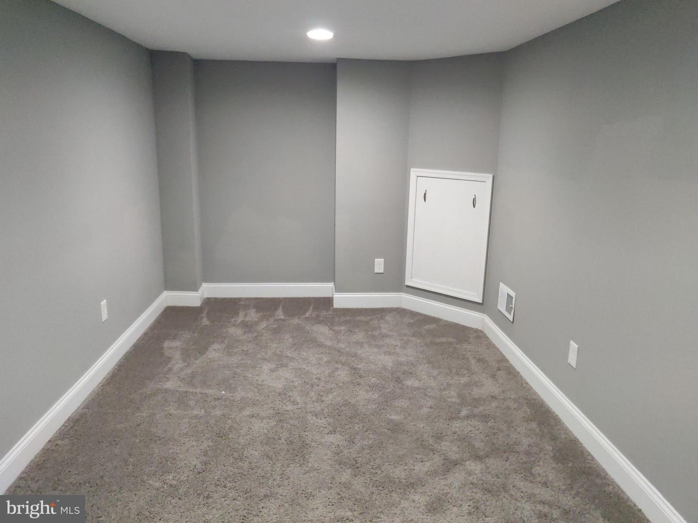 103 Highland Ave Property Photo 23