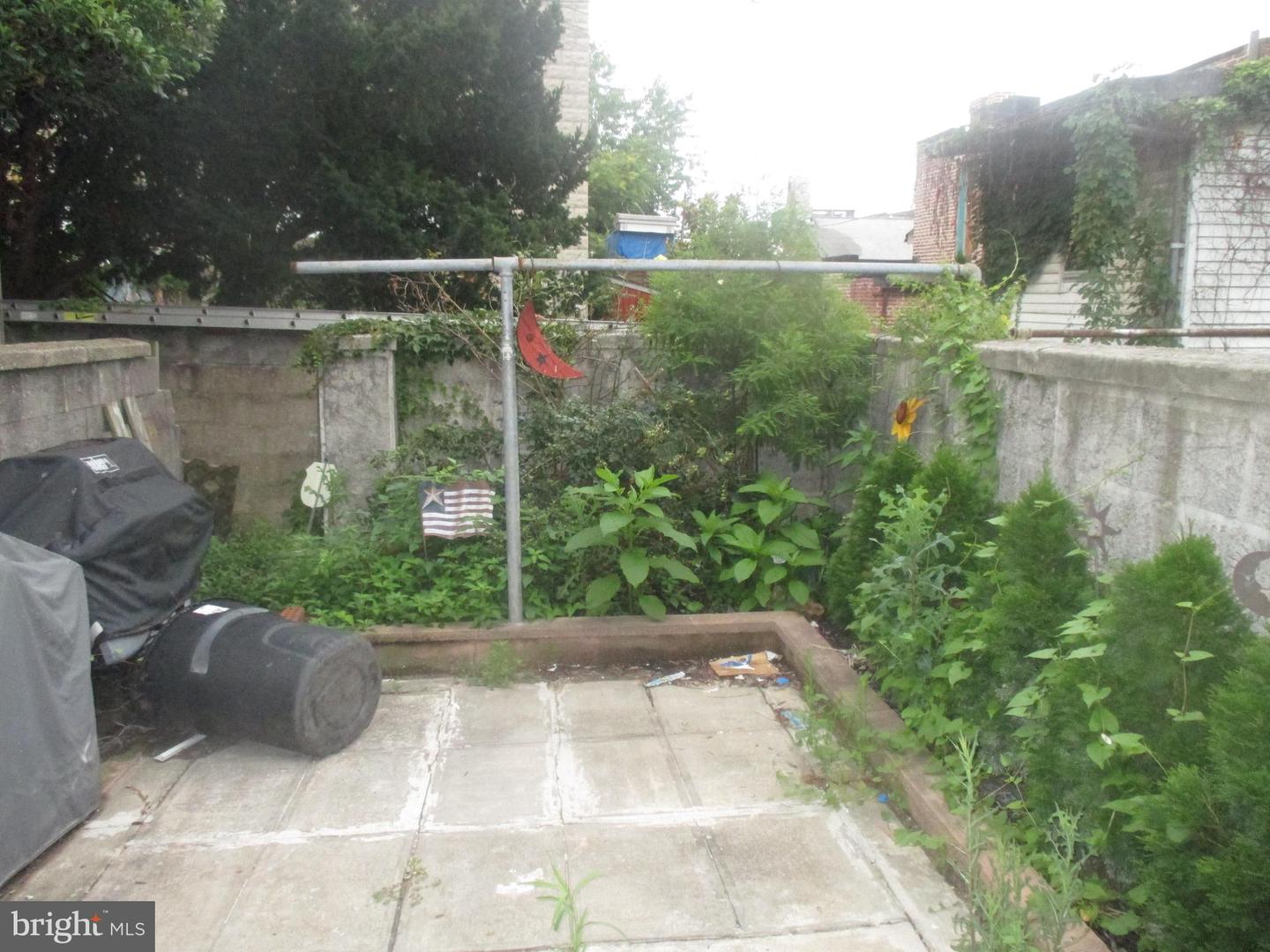 1911 E Pratt St #basement Property Photo 10