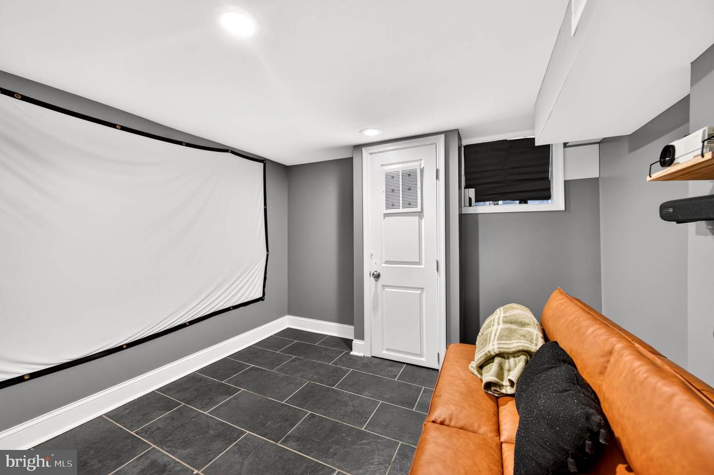 460 E Federal St Property Photo 21