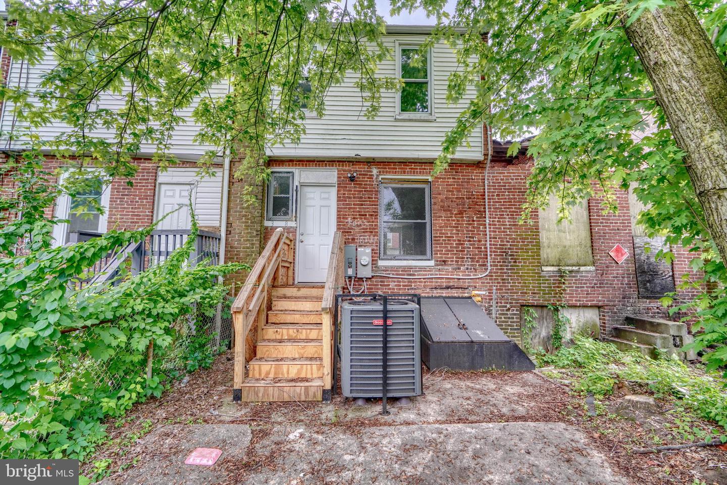 3208 Elmley Ave Property Photo 6