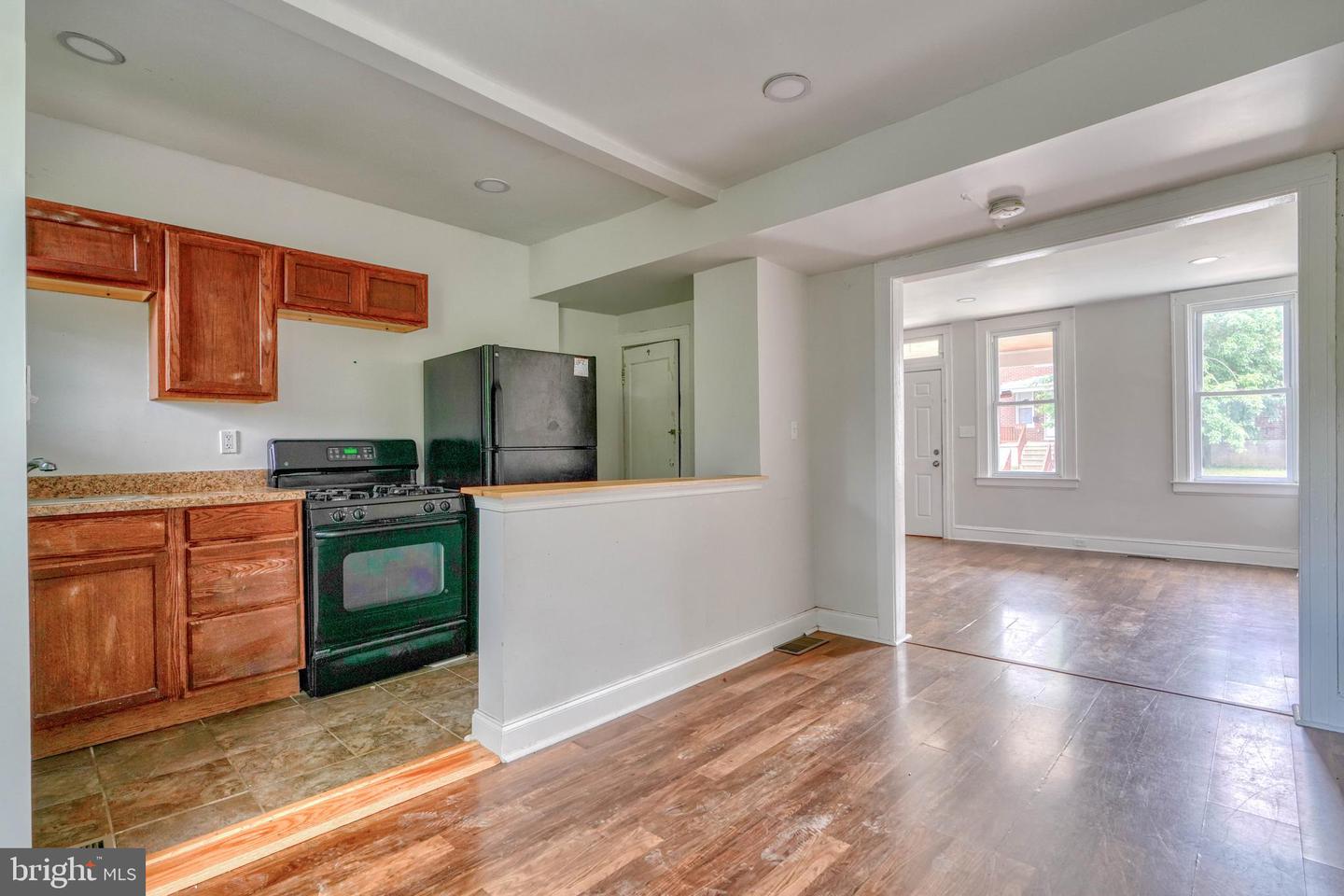 3208 Elmley Ave Property Photo 11