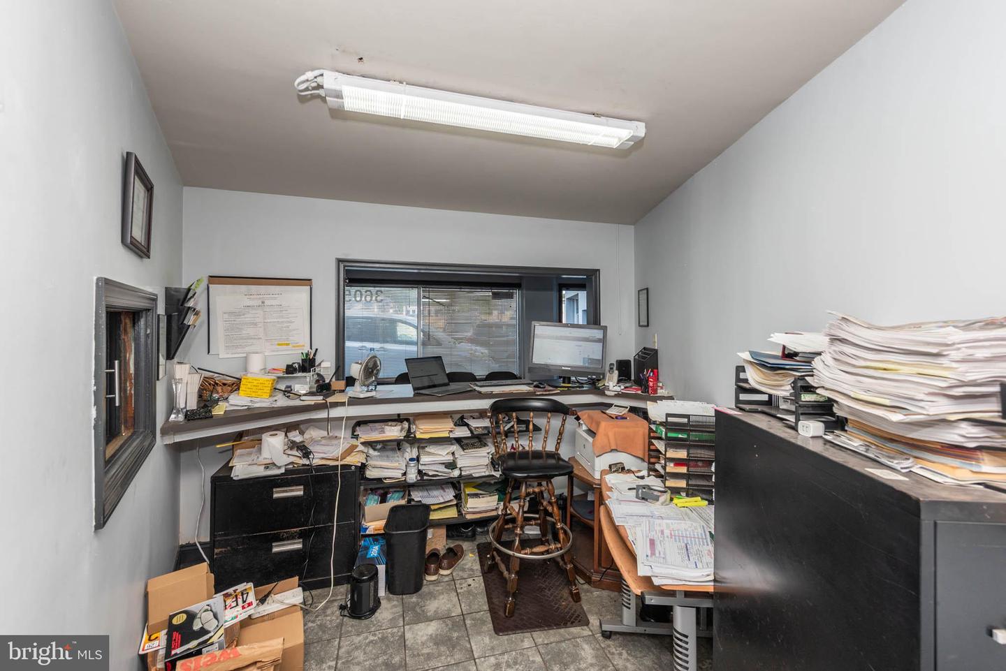 3605 Wilkens Ave Property Photo 5