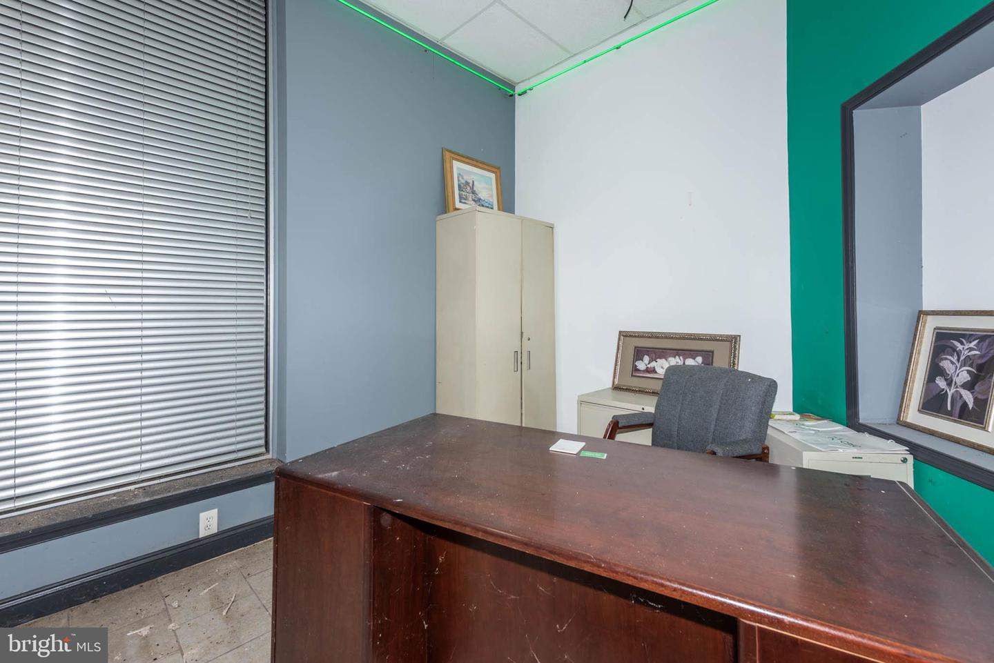 3605 Wilkens Ave Property Photo 14