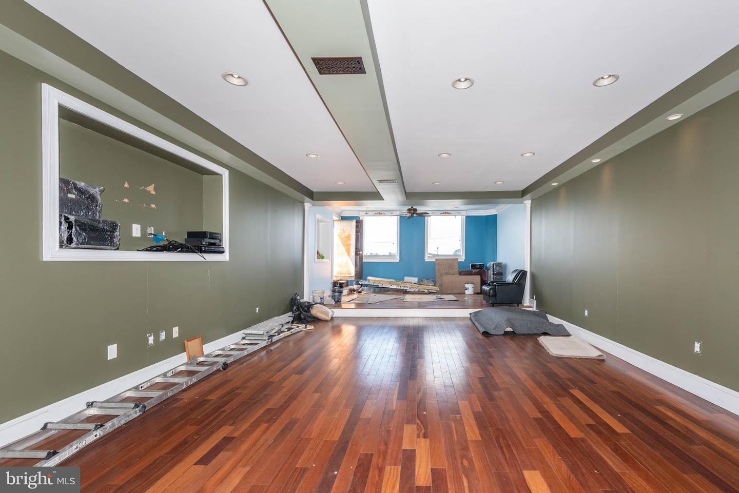 3605 Wilkens Ave Property Photo 16