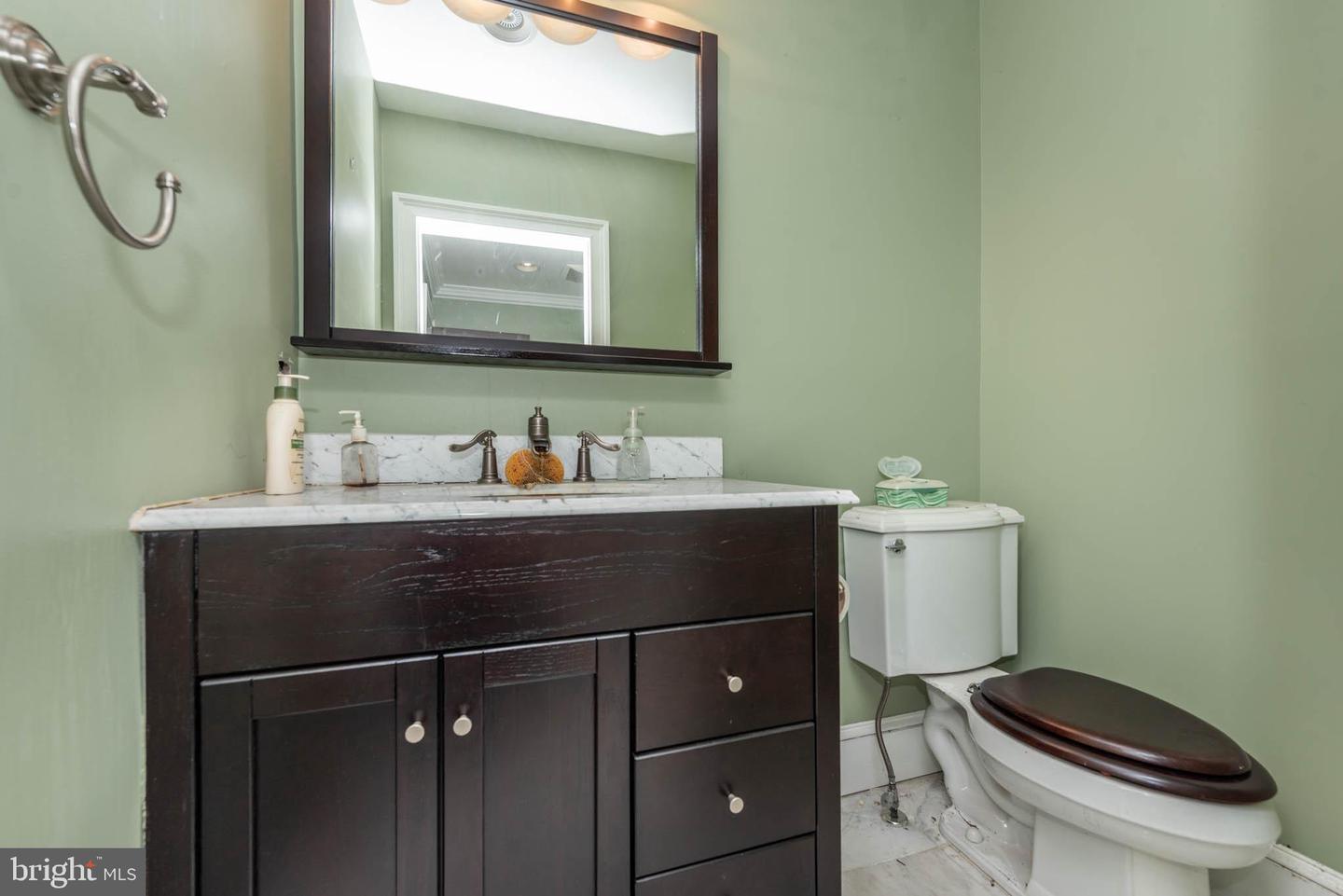 3605 Wilkens Ave Property Photo 19