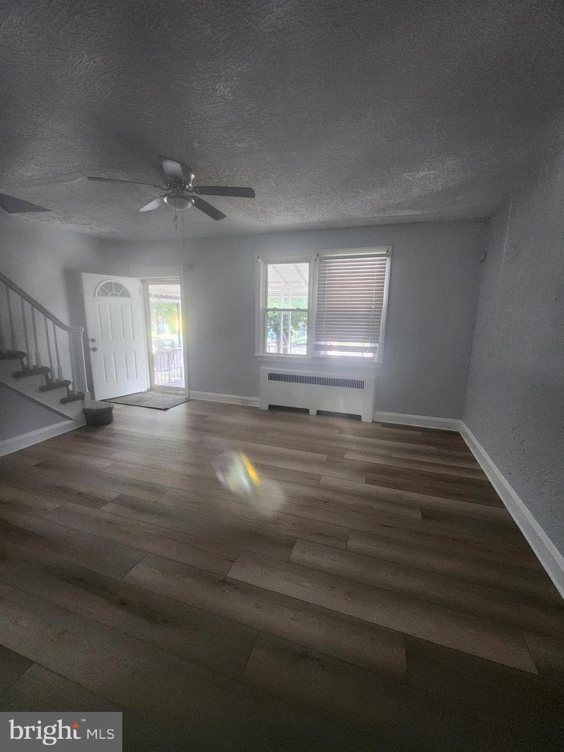 524 Beaumont Ave Property Photo 7