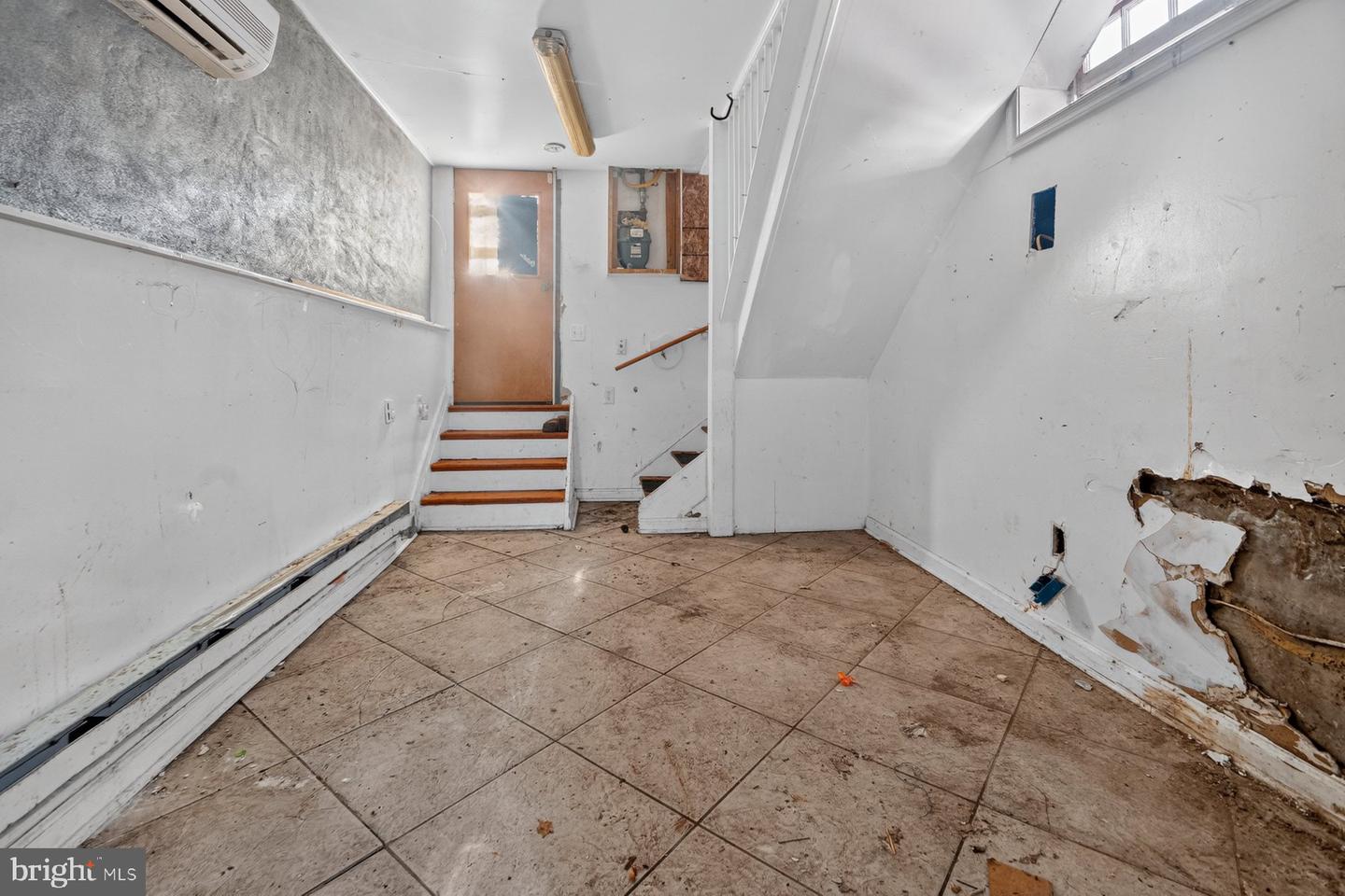 512 Callender St Property Photo 17