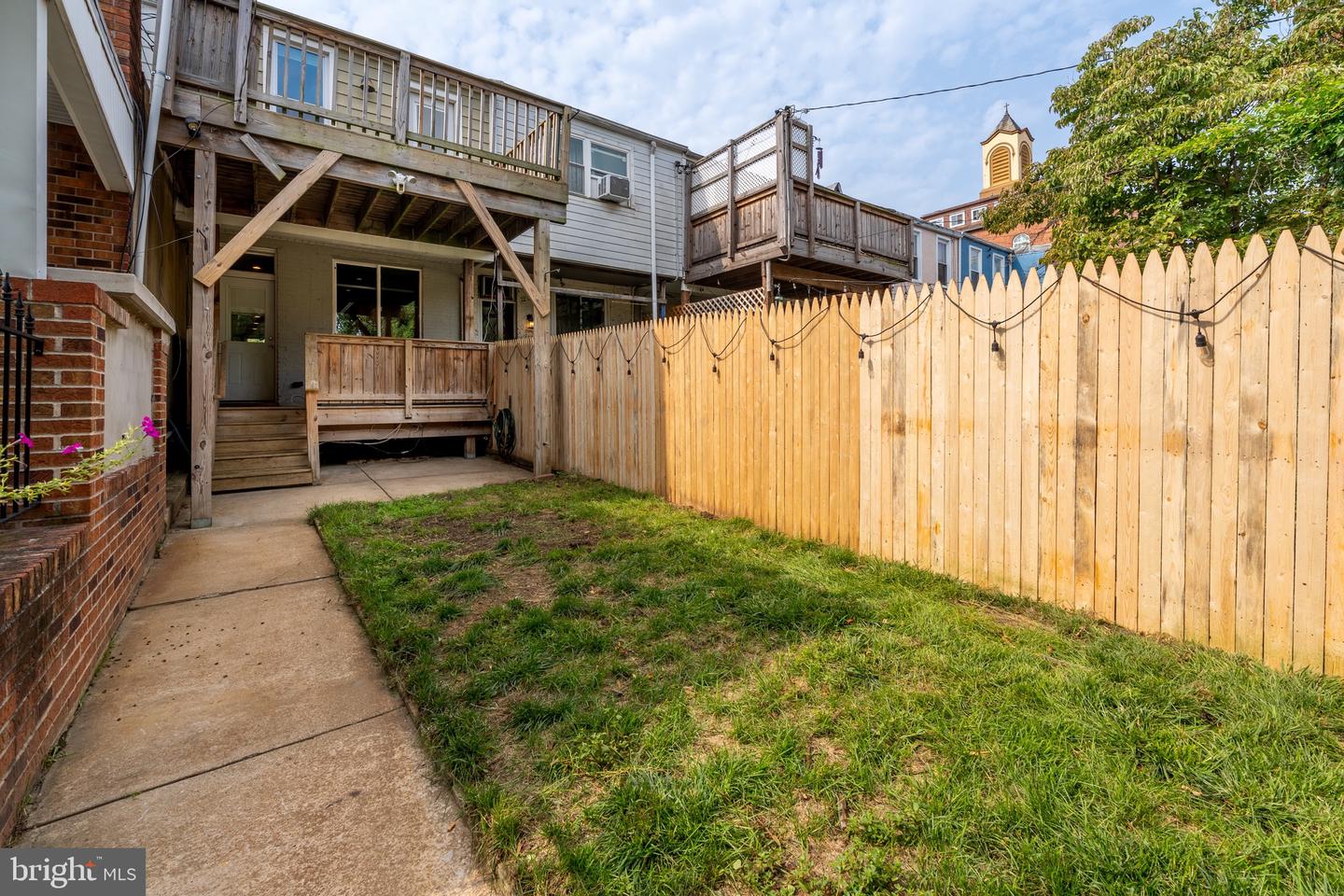 3716 Claremont St Property Photo 15