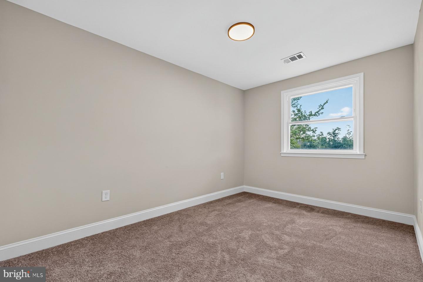 5937 Chinquapin Pkwy Property Photo 22