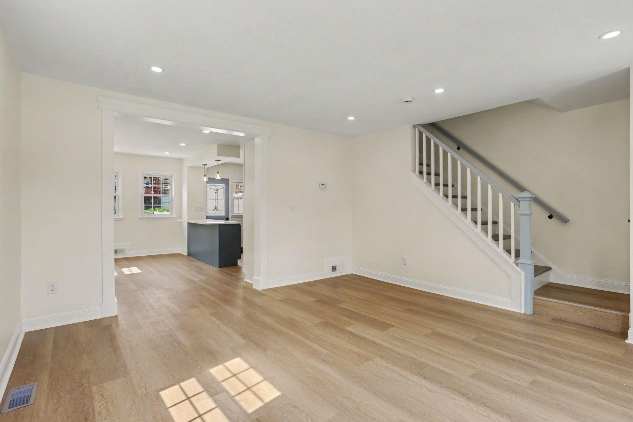 1635 Walterswood Rd Property Photo 3