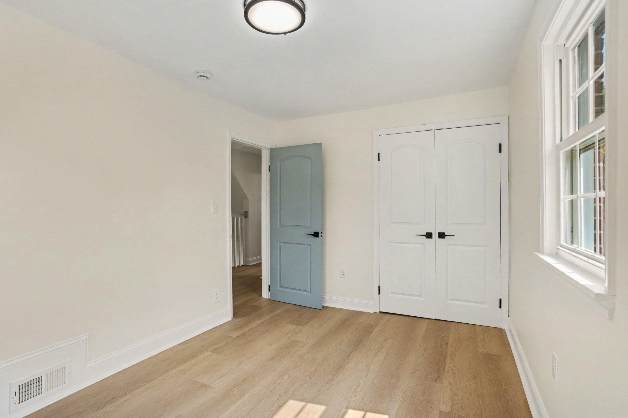 1635 Walterswood Rd Property Photo 12