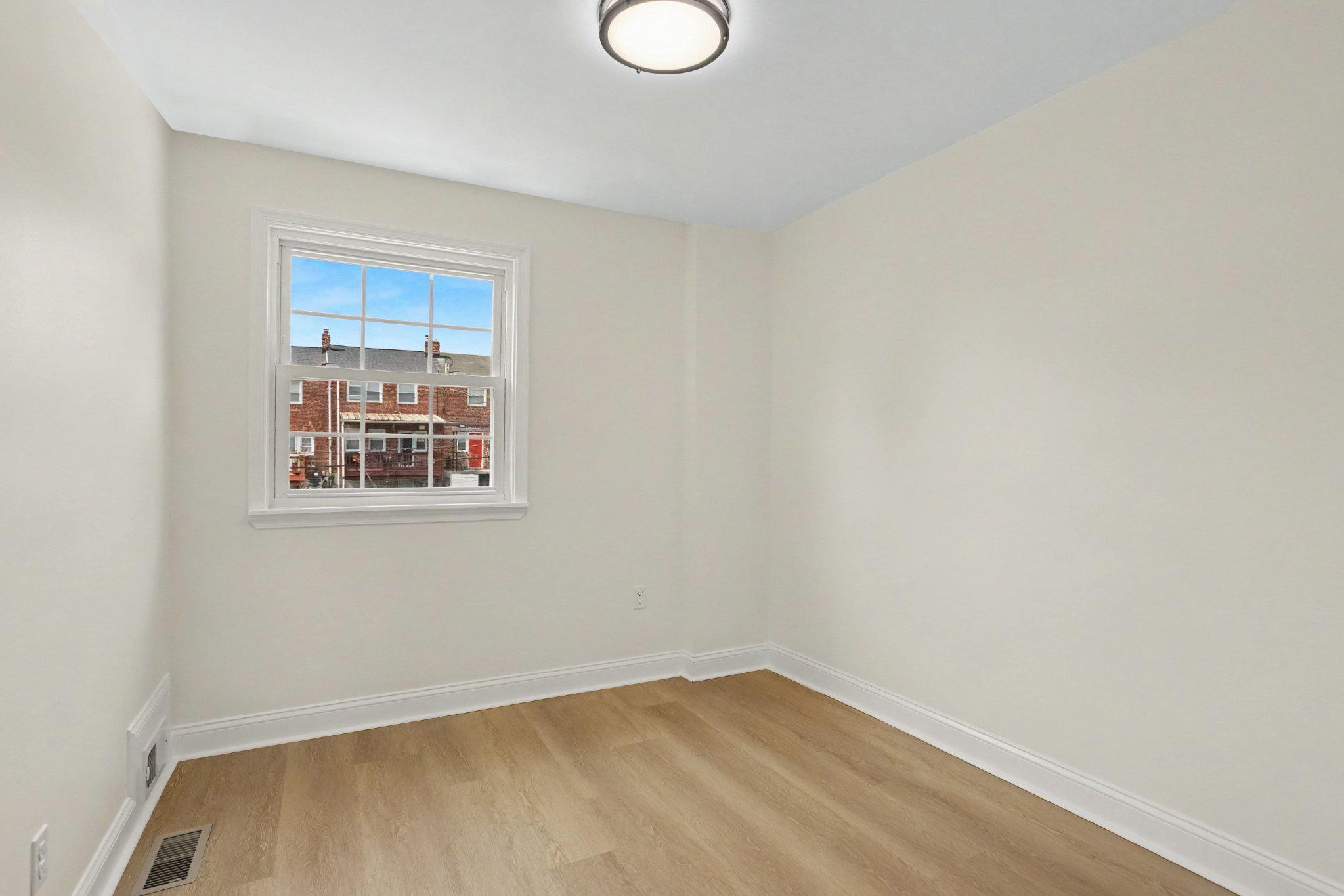 1635 Walterswood Rd Property Photo 15