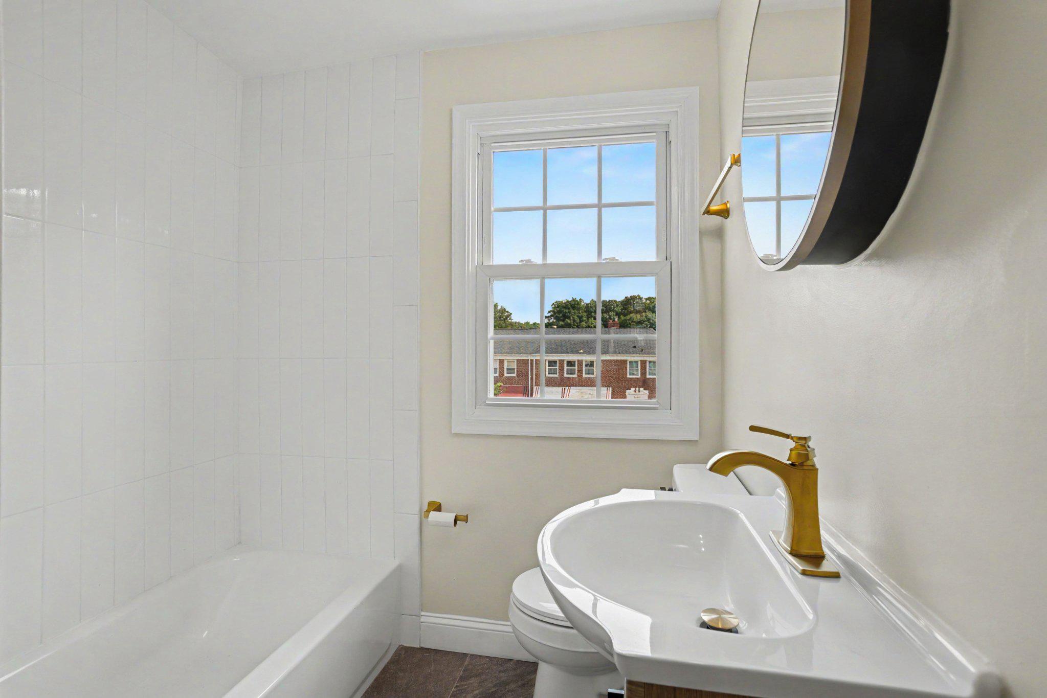 1635 Walterswood Rd Property Photo 17