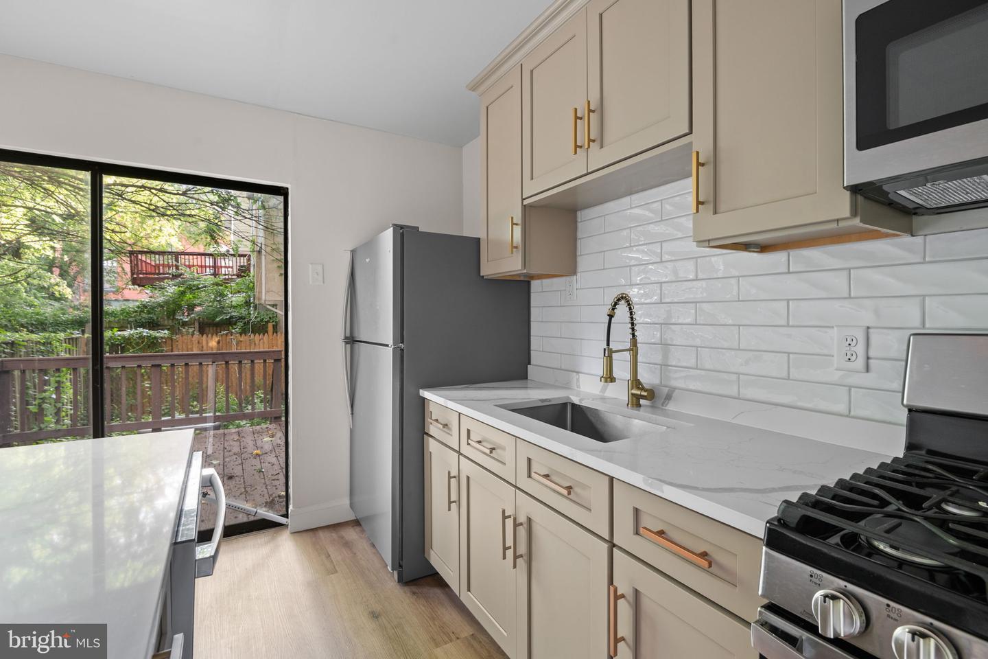 322 S Poppleton St Property Photo 11