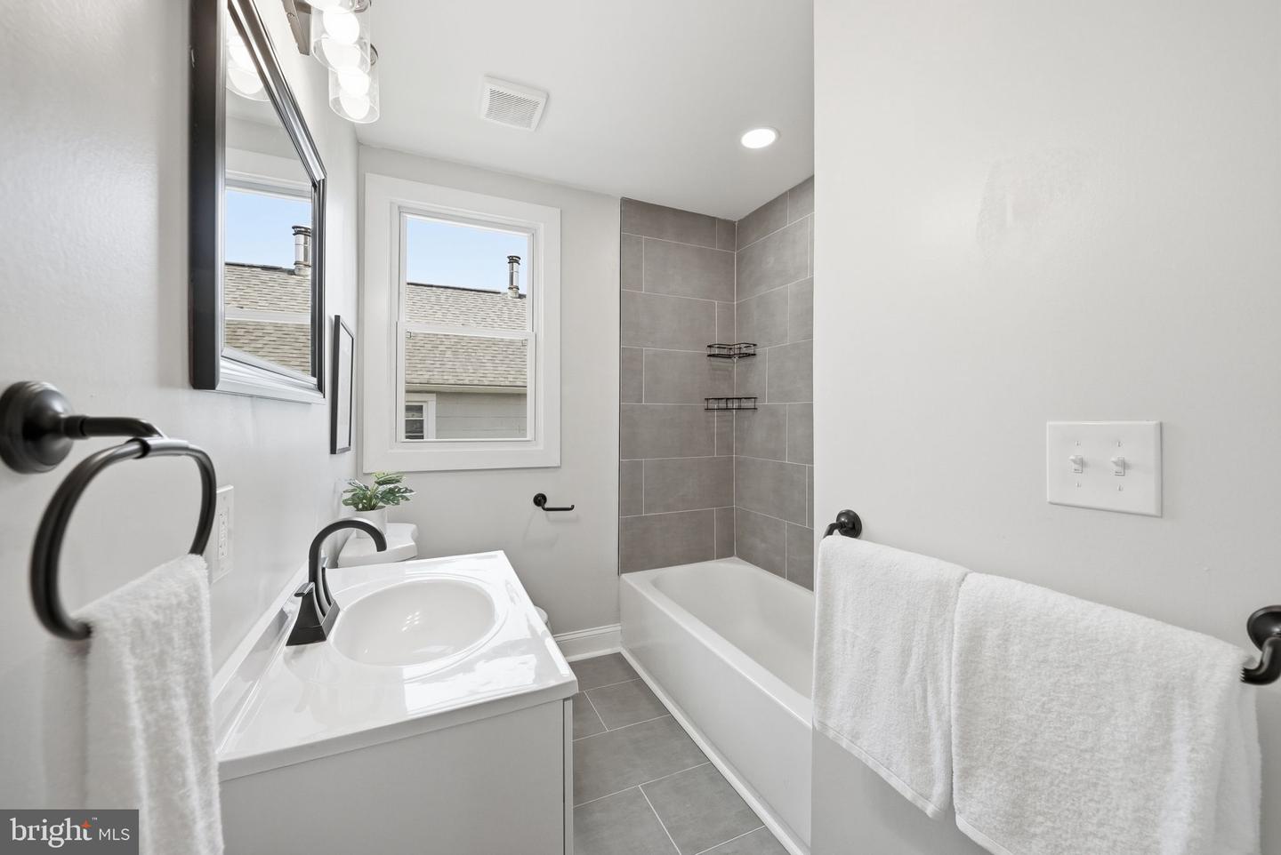 4707 Woodlea Ave Property Photo 10