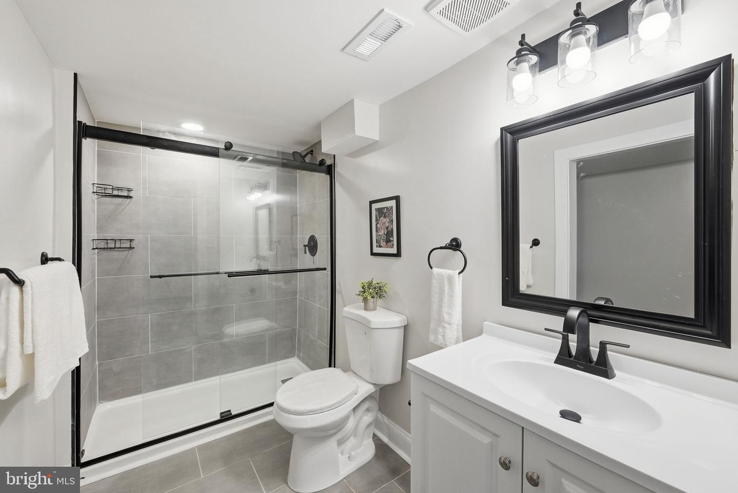 4707 Woodlea Ave Property Photo 11