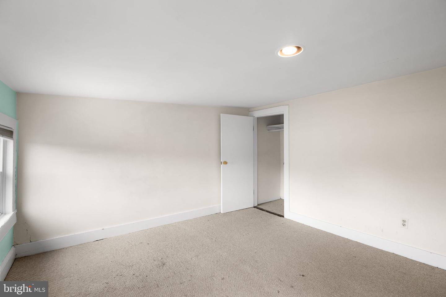 3022 E Darby St Property Photo 20