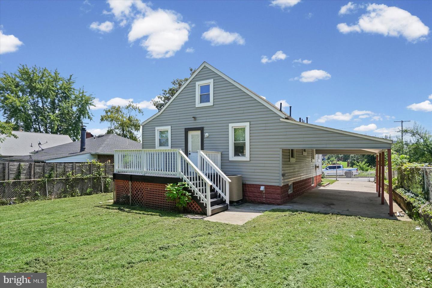 6628 Hartwait St Property Photo 5