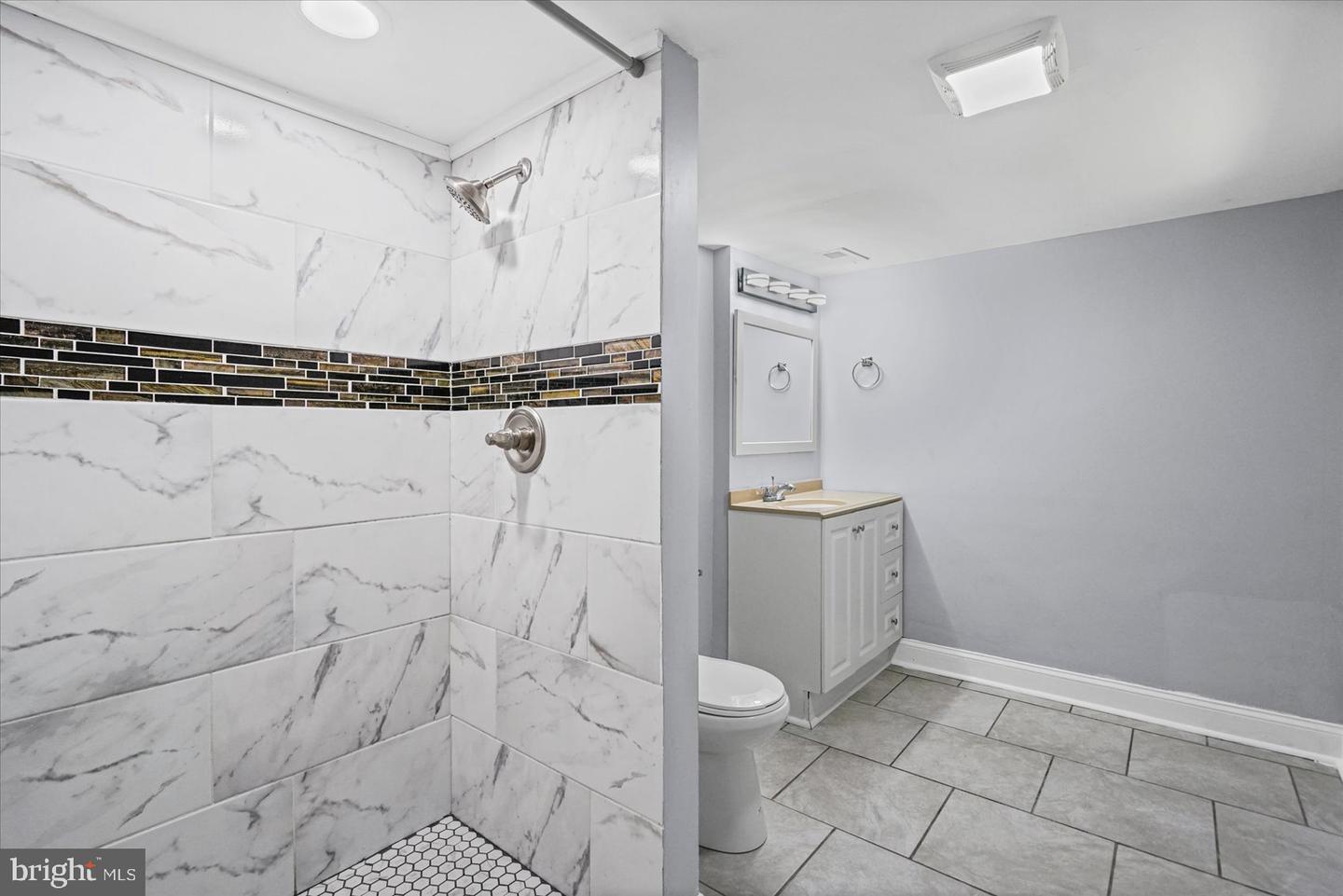 6628 Hartwait St Property Photo 18