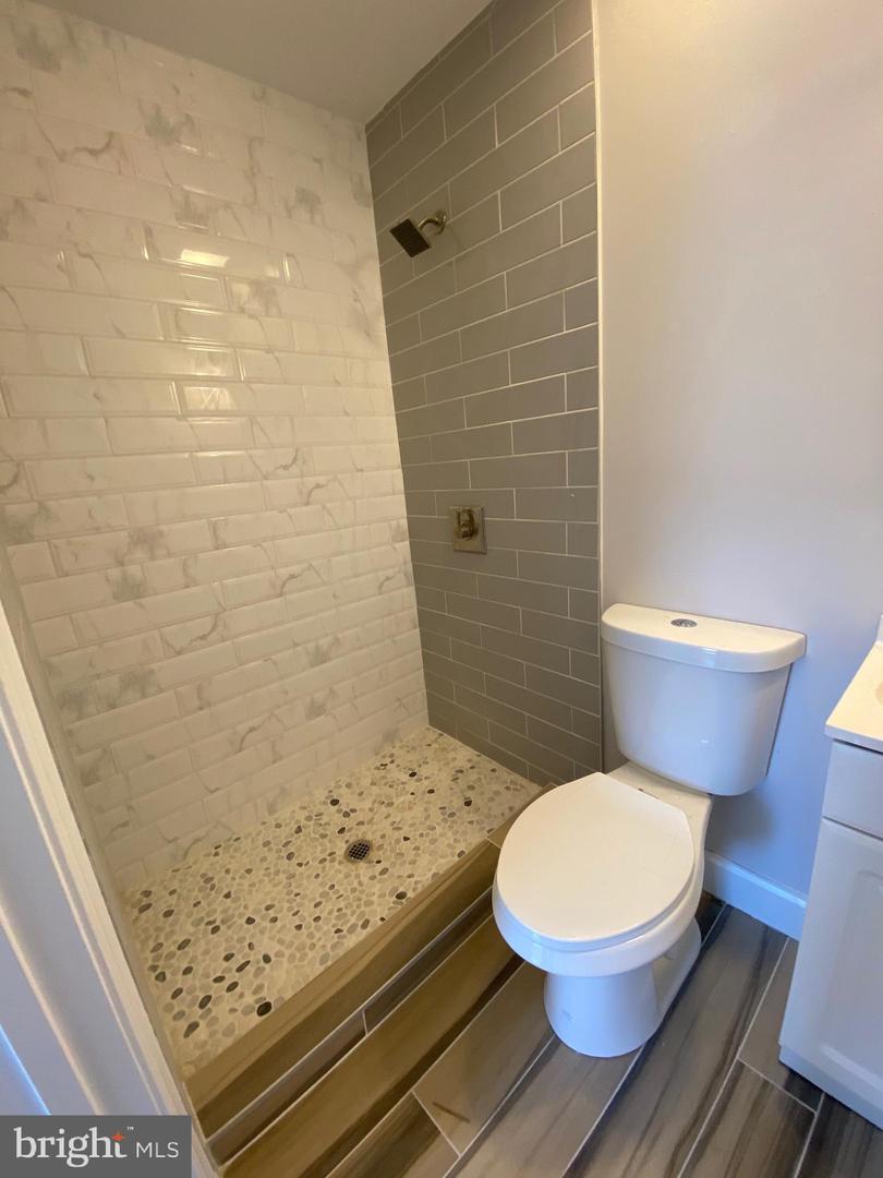 802 Mangold St Property Photo 21