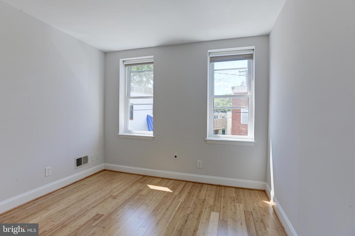802 Mangold St Property Photo 36