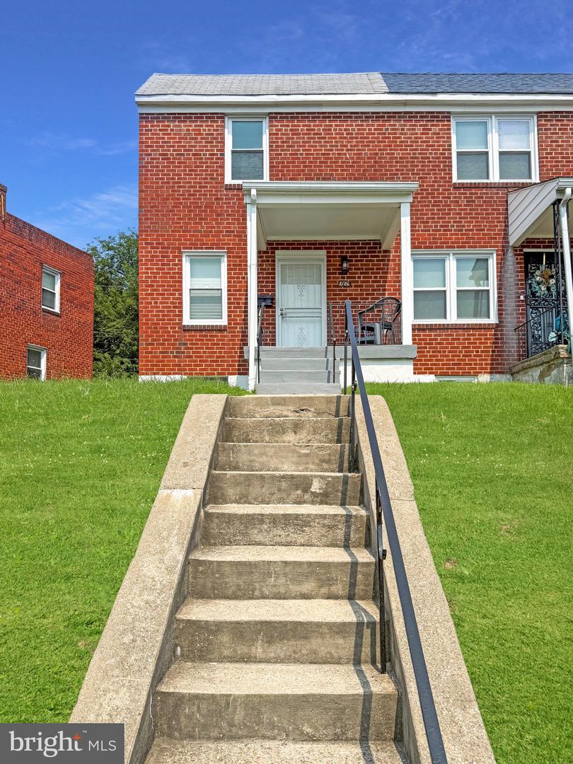 3126 Piedmont Ave Property Photo 1