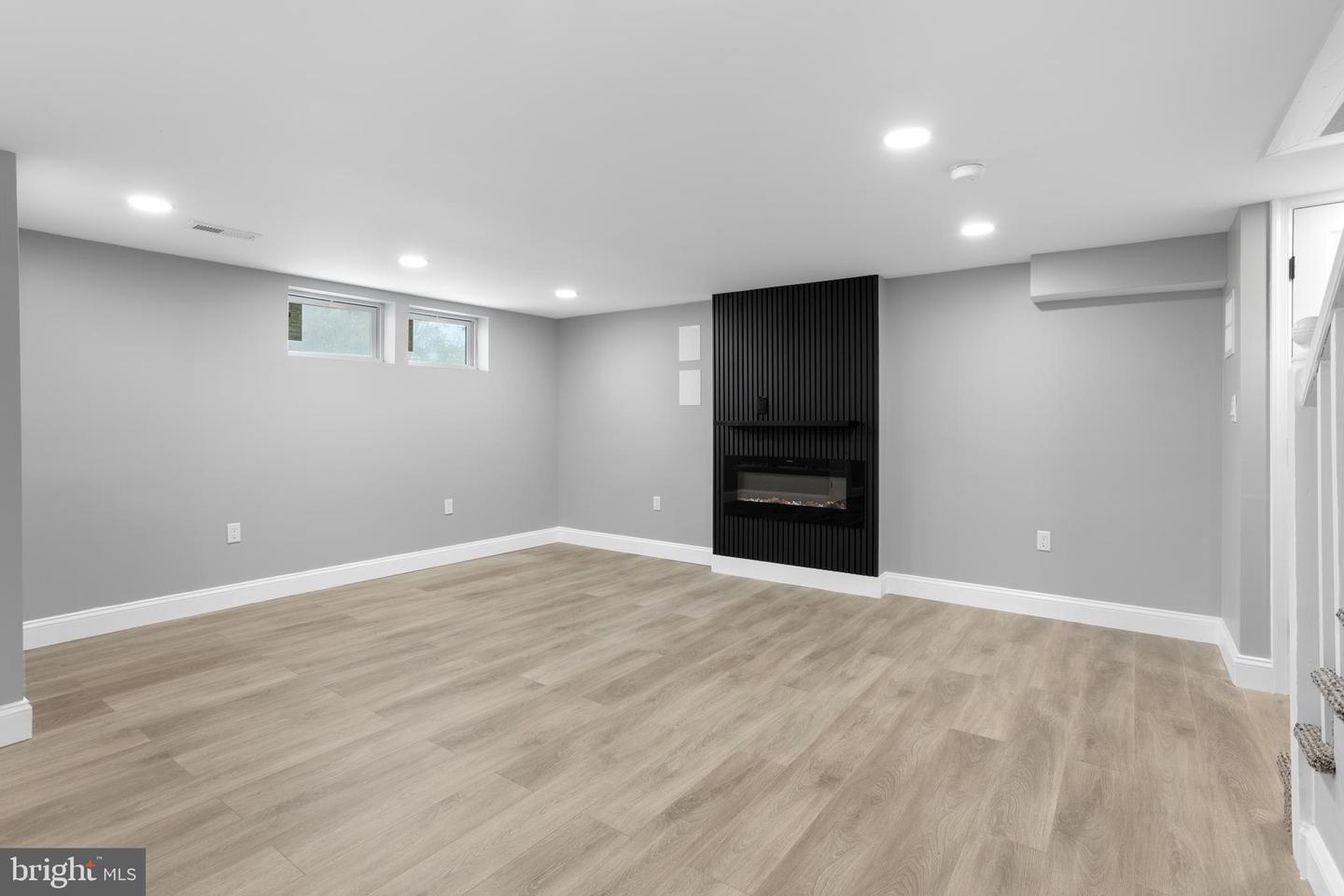 1358 Crofton Rd Property Photo 50