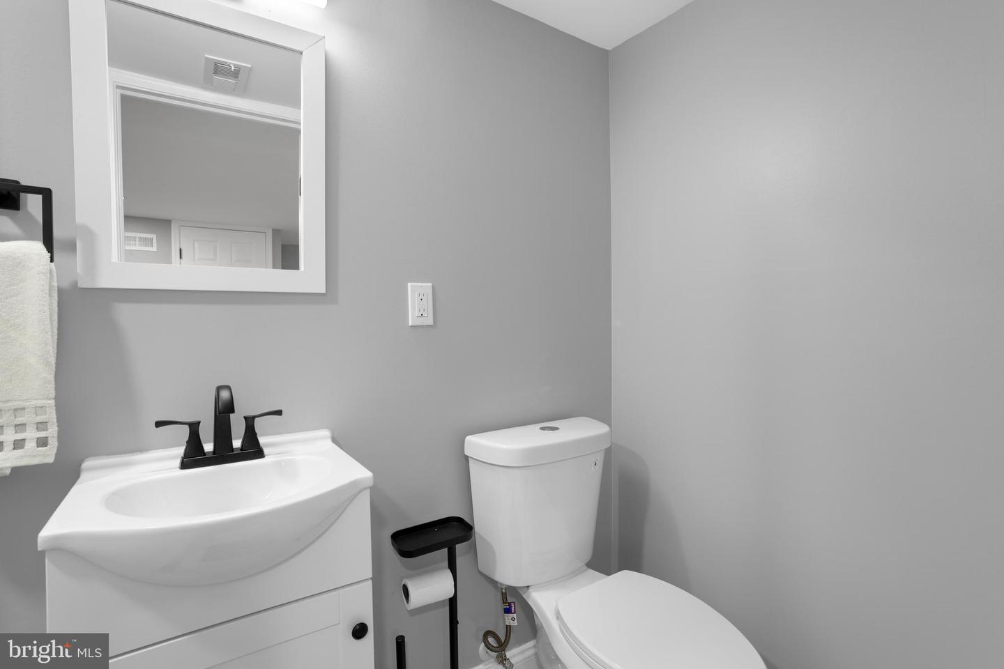 1358 Crofton Rd Property Photo 59