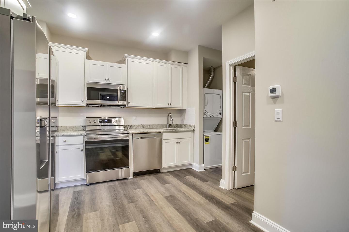 MDBA2227302 Property Photo 15