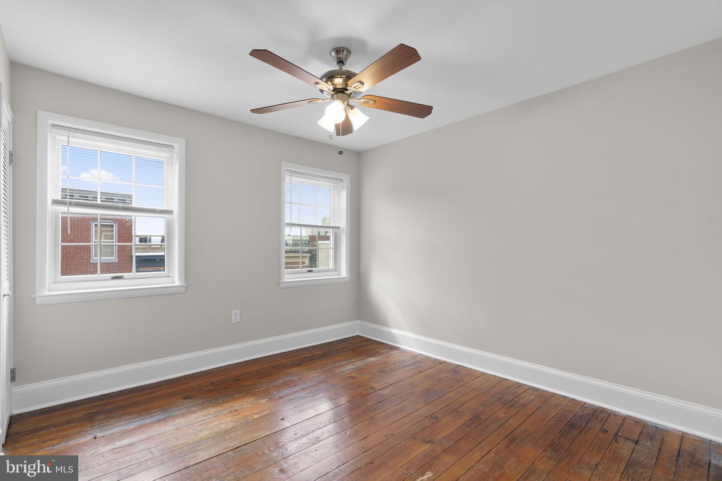 1253 William St Property Photo 36