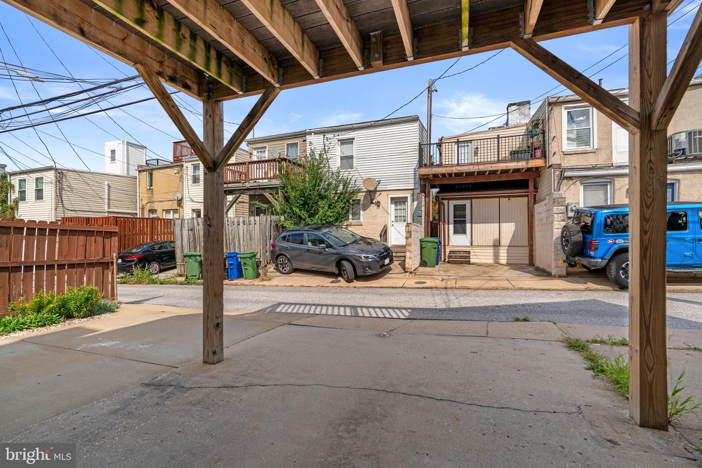 1253 William St Property Photo 40