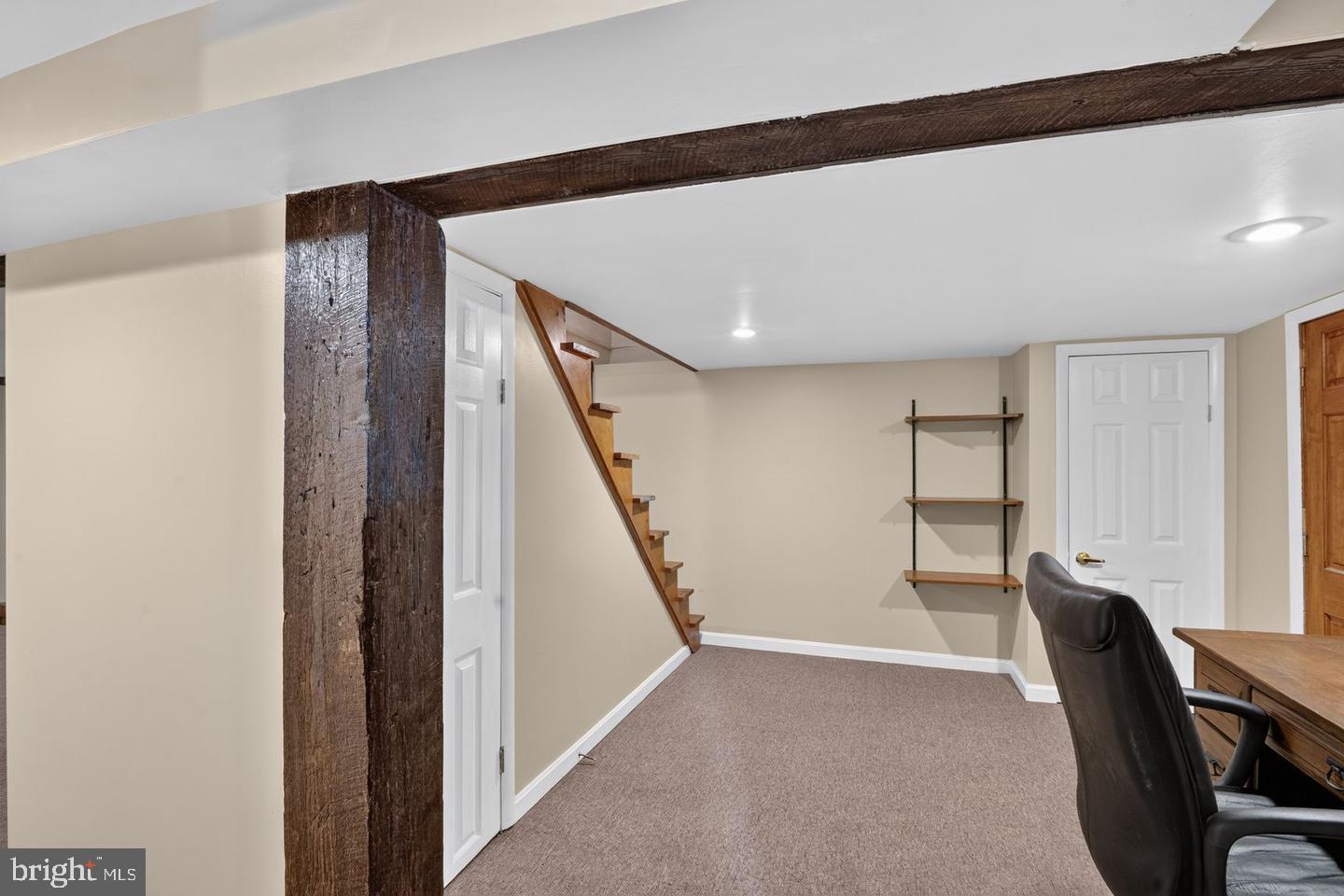 2815 Delmont Ave Property Photo 20