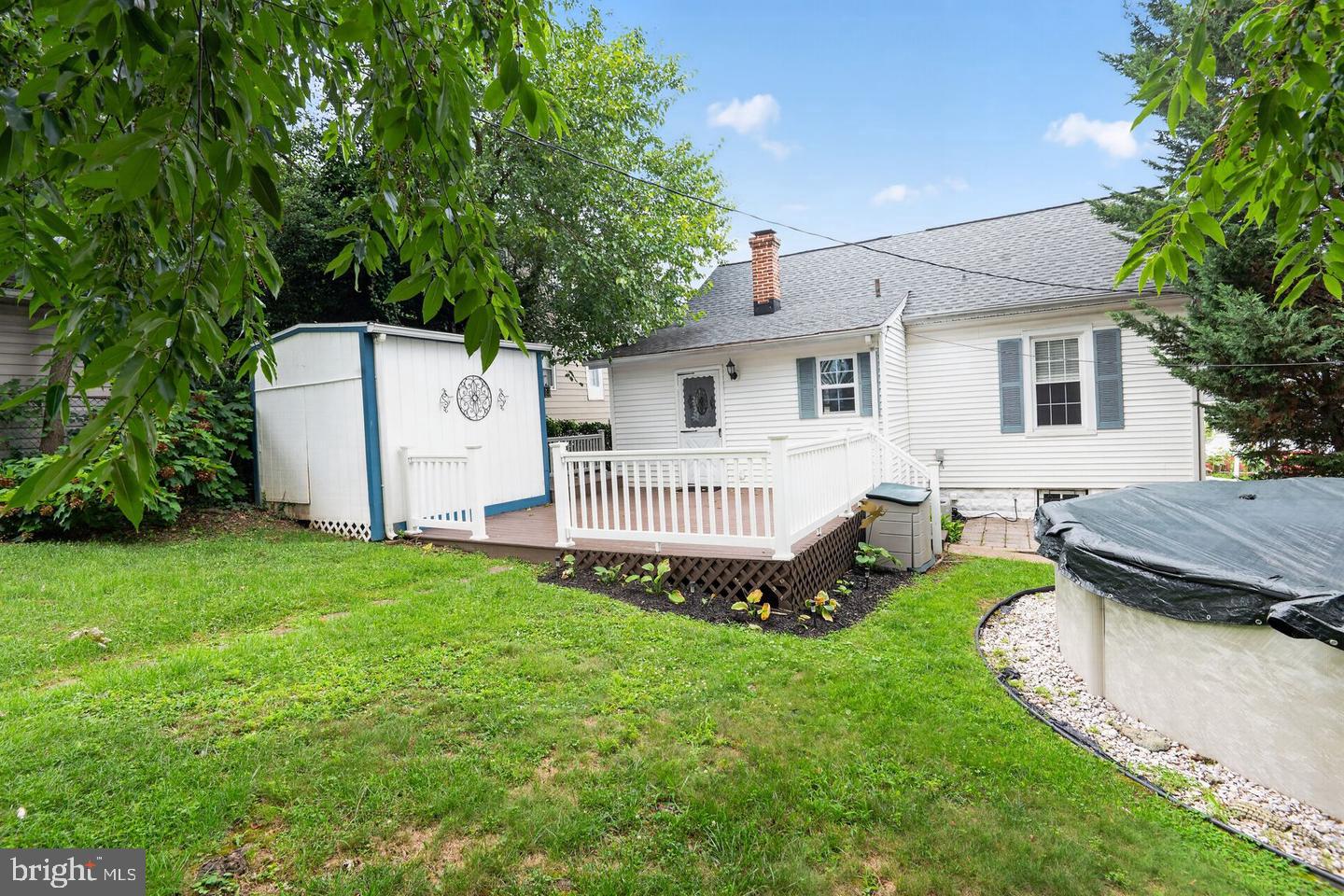 2815 Delmont Ave Property Photo 27
