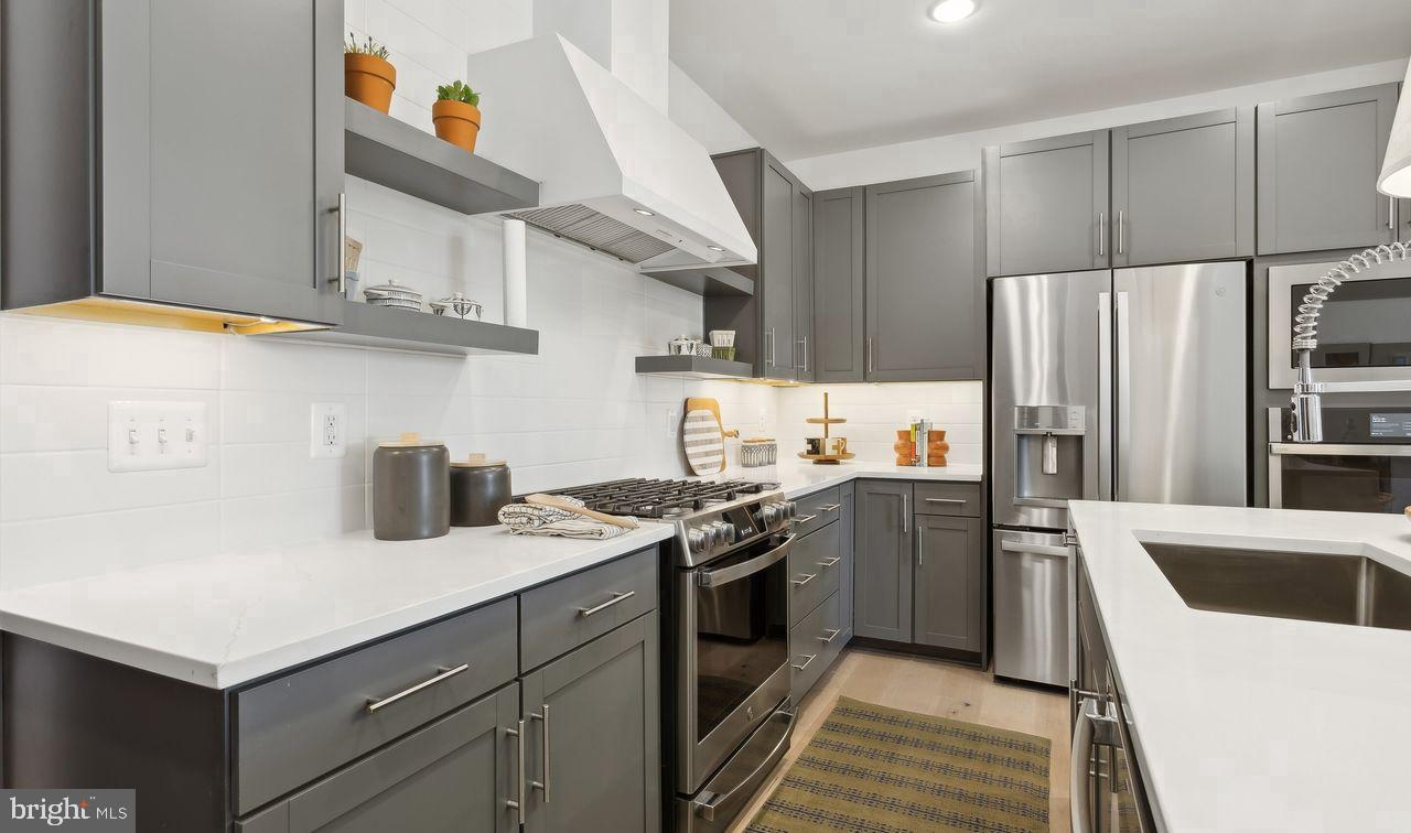 102a Locke St #lot 1016 Property Photo 4