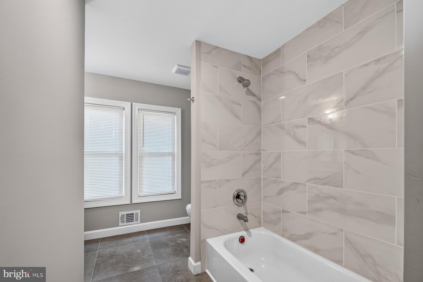 4502 Weitzel Ave Property Photo 19