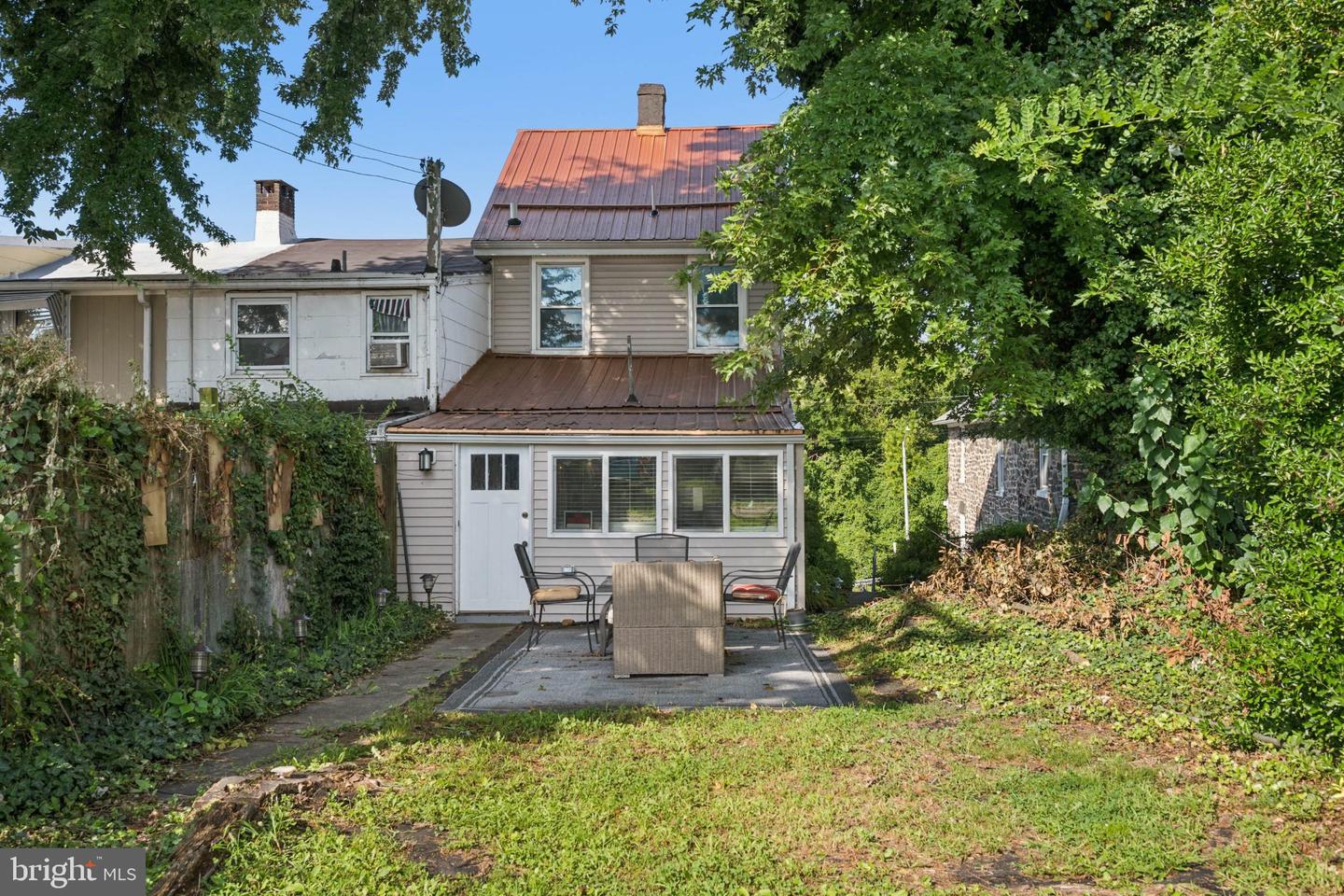 3355 Falls Rd Property Photo 43