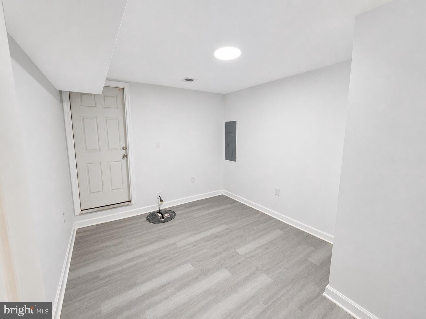 4031 Park Heights Ave Property Photo 16