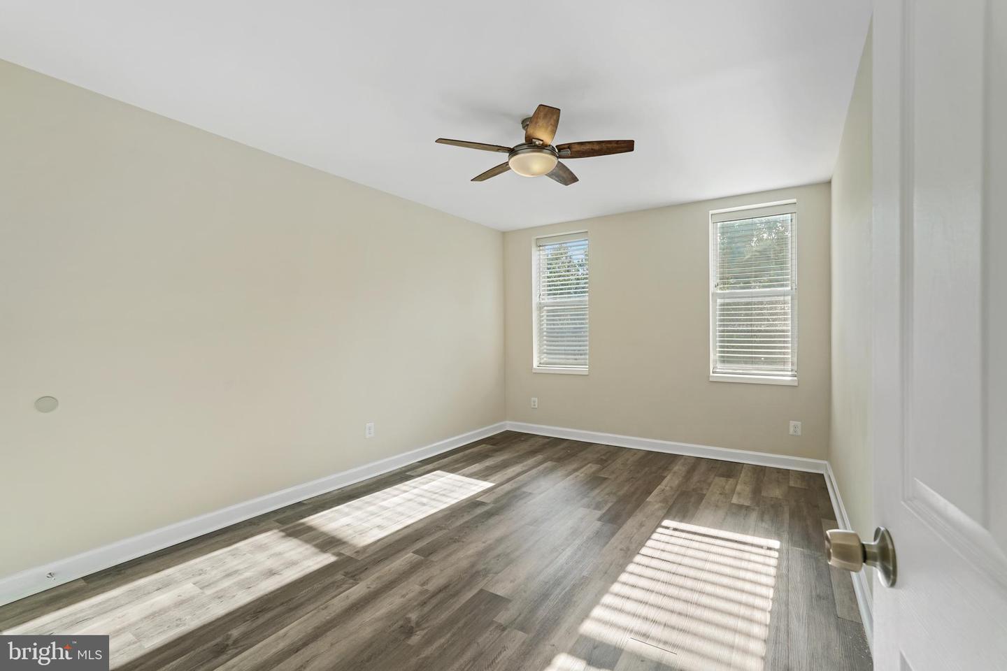 2509 Linden Ave #2 Property Photo 8