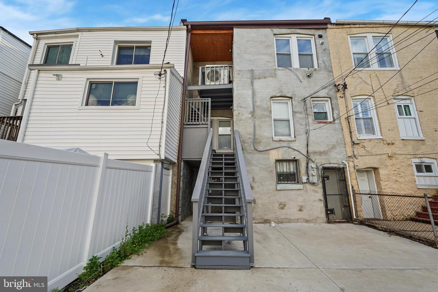 2509 Linden Ave #2 Property Photo 16