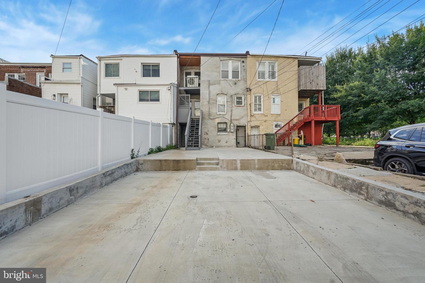 2509 Linden Ave #2 Property Photo 17
