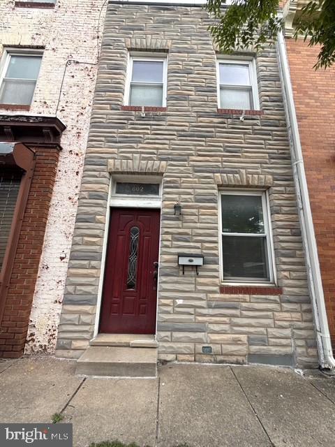 802 Washington Blvd Property Photo 1