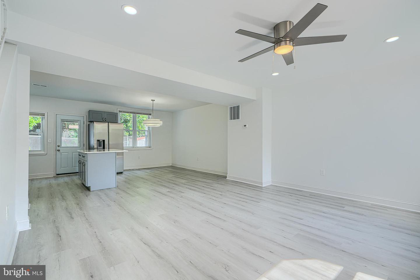 2322 Druid Park Dr Property Photo 4