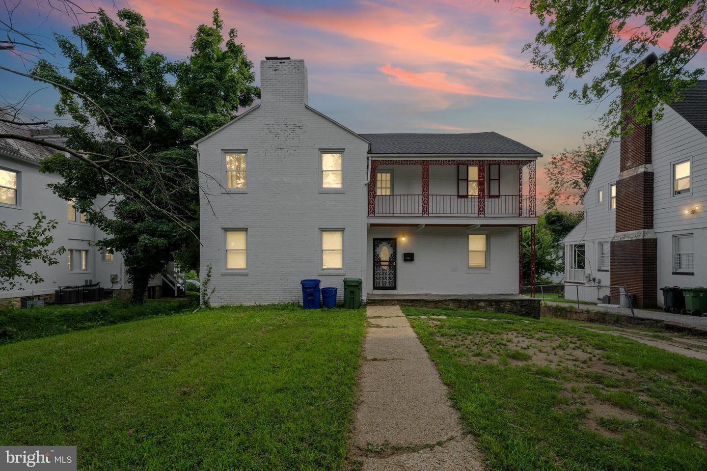 3303 DORCHESTER RD