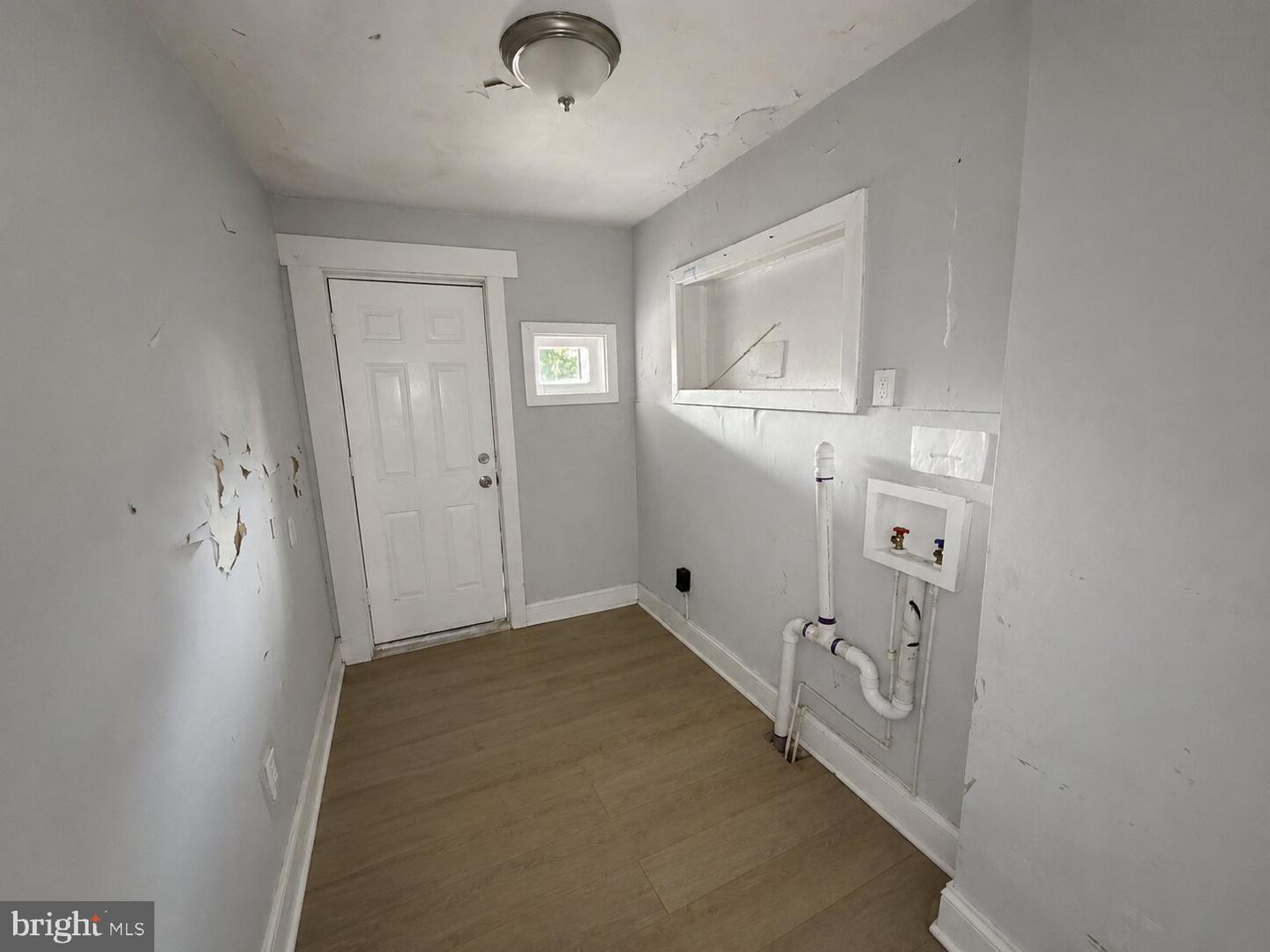 3214 E Fairmount Ave E Property Photo 6