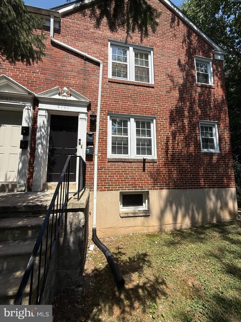 6101 Chinquapin Pkwy Property Photo 1